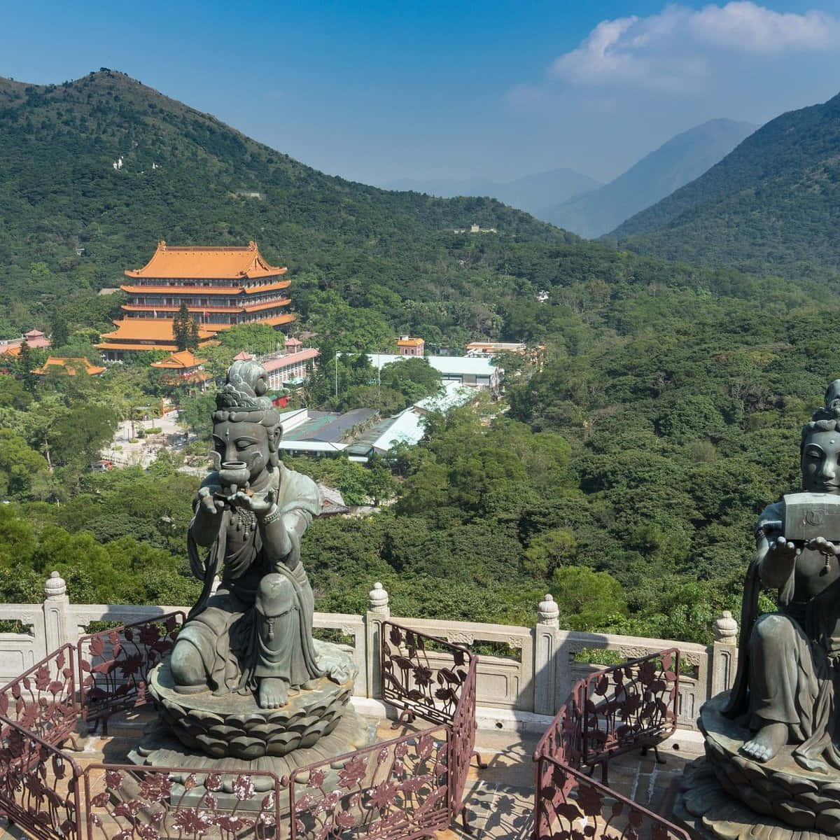 Tian Tan Buddha Background