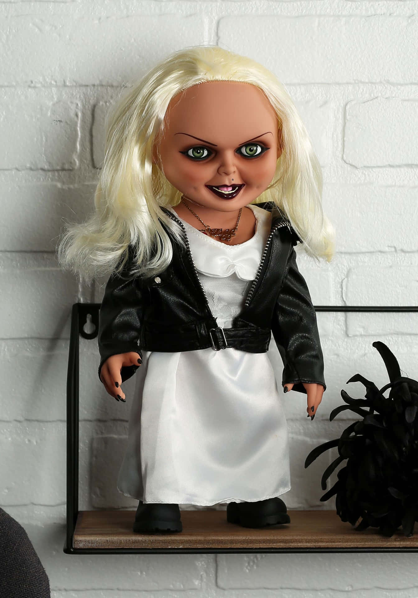 Tiffany Doll Brideof Chucky Background