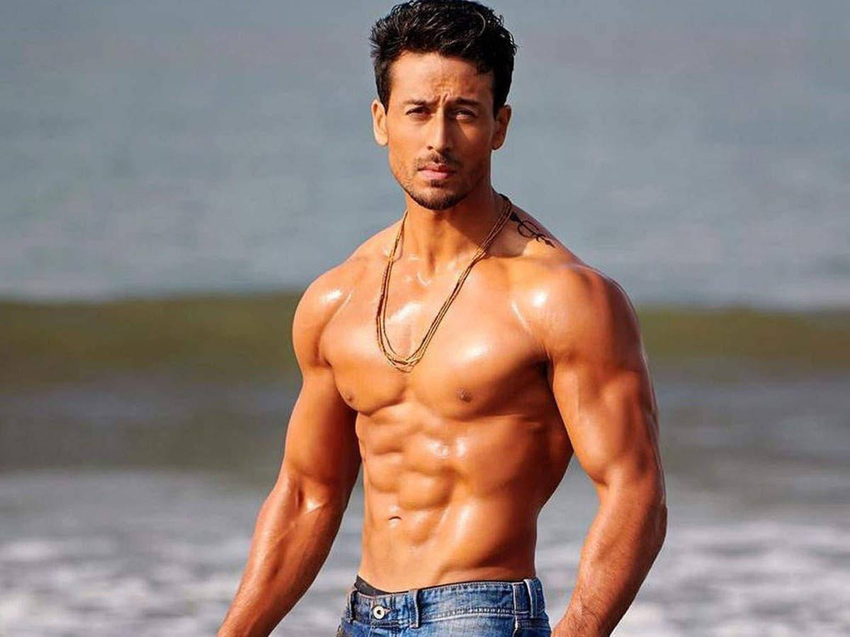 Tiger Shroff Body Under The Sun Background