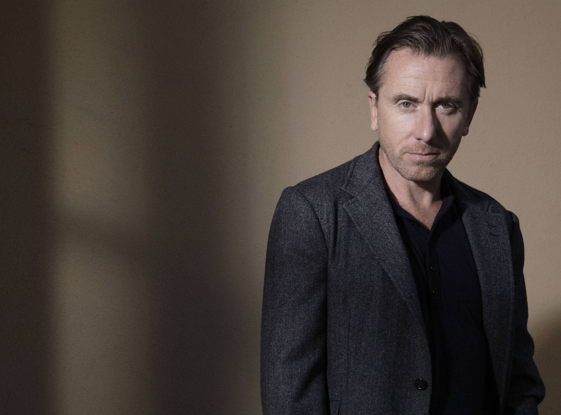 Tim Roth Cool Black Suit Portrait Background