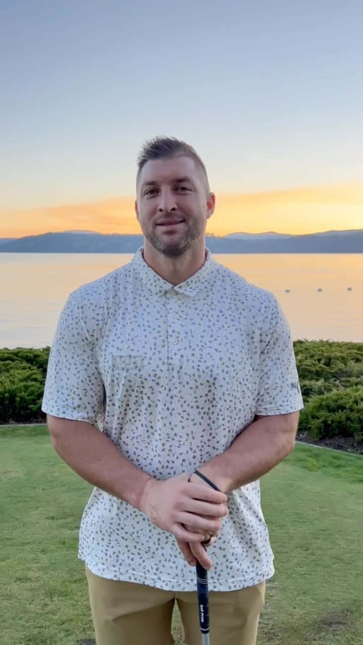Tim Tebow, Quarterback And University Of Florida Alumni Background