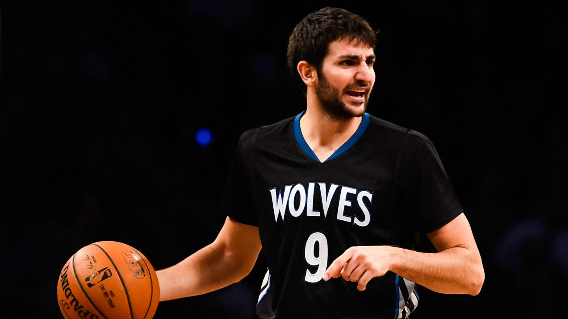 Timberwolves Point Guard Ricky Rubio Background