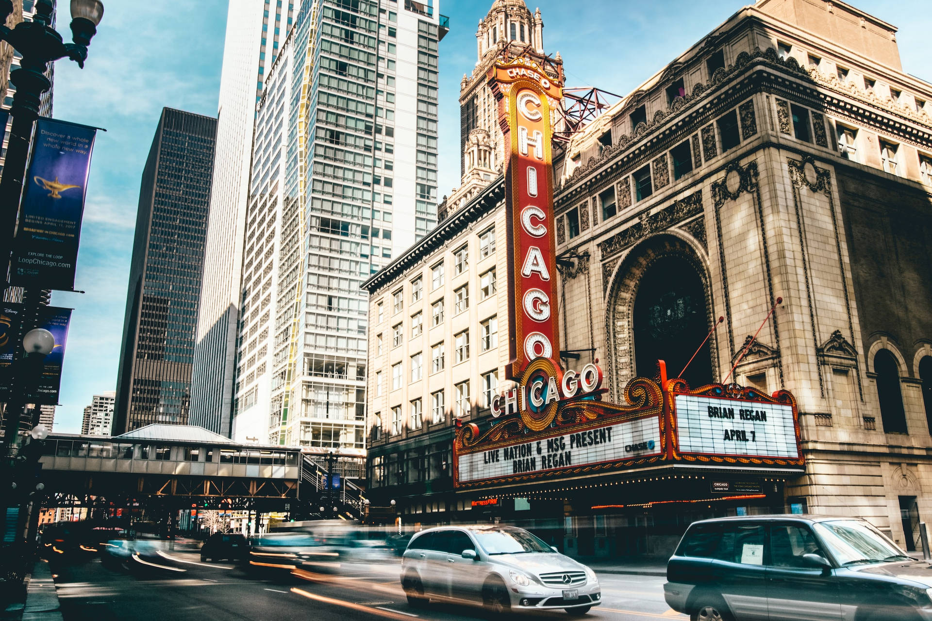 Time Lapse The Chicago Theater Chicago Skyline Background