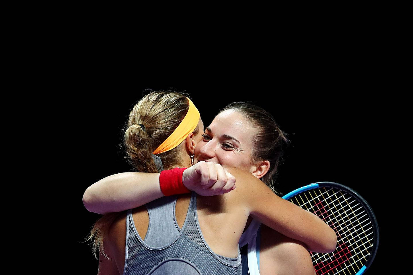 Timea Babos Hugging Partner Background