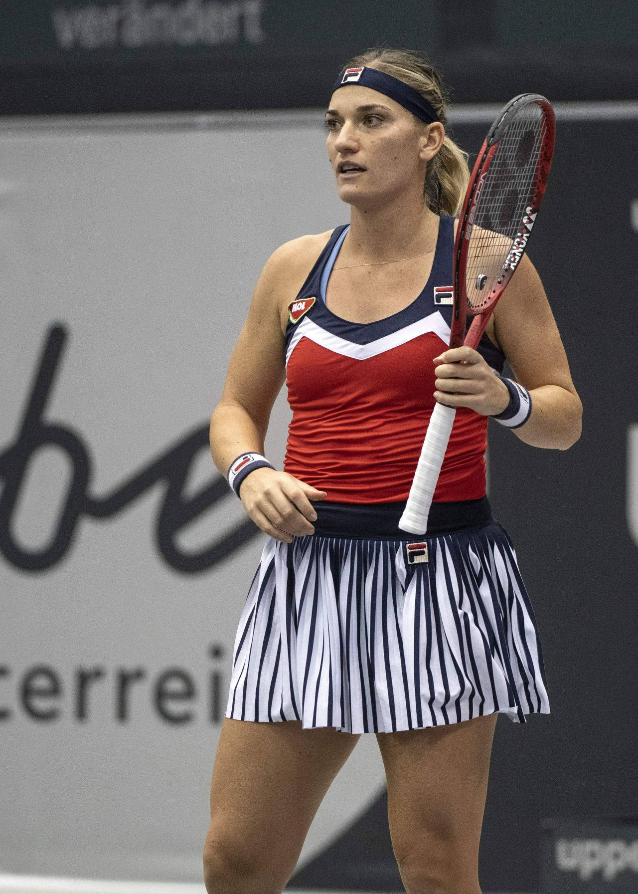 Timea Babos Warming Up Background