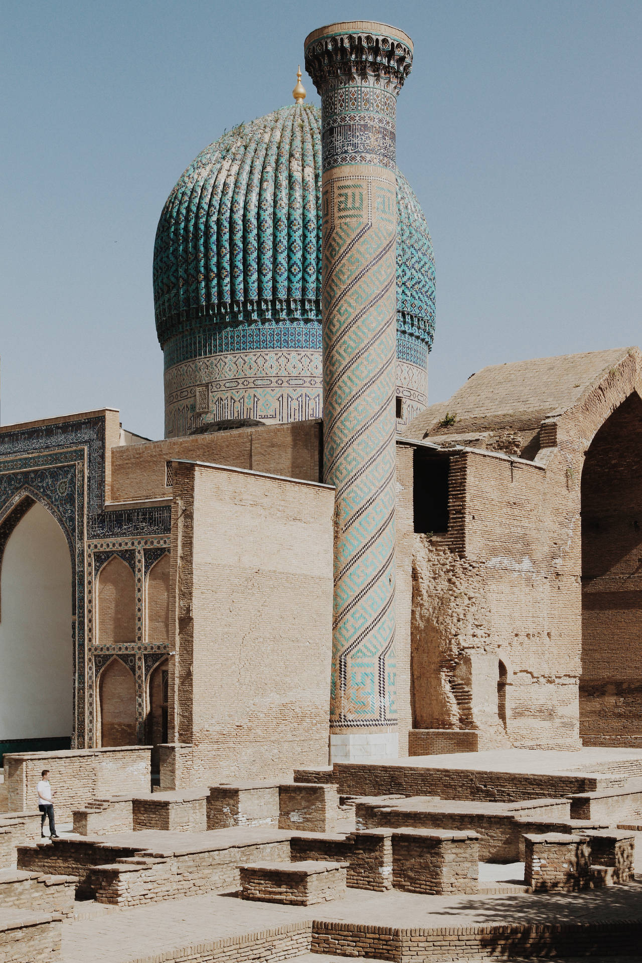 Timeless Architecture - The Majestic Dome Of Gur-e-amir, Samarkand Background