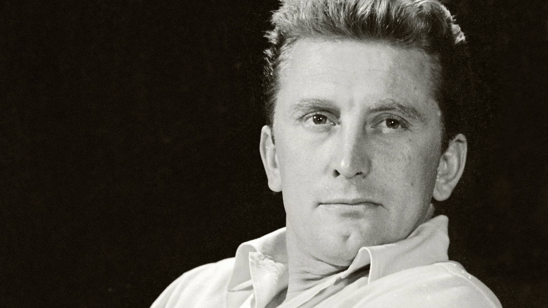 Timeless Hollywood: Black And White Portrait Of Kirk Douglas Background