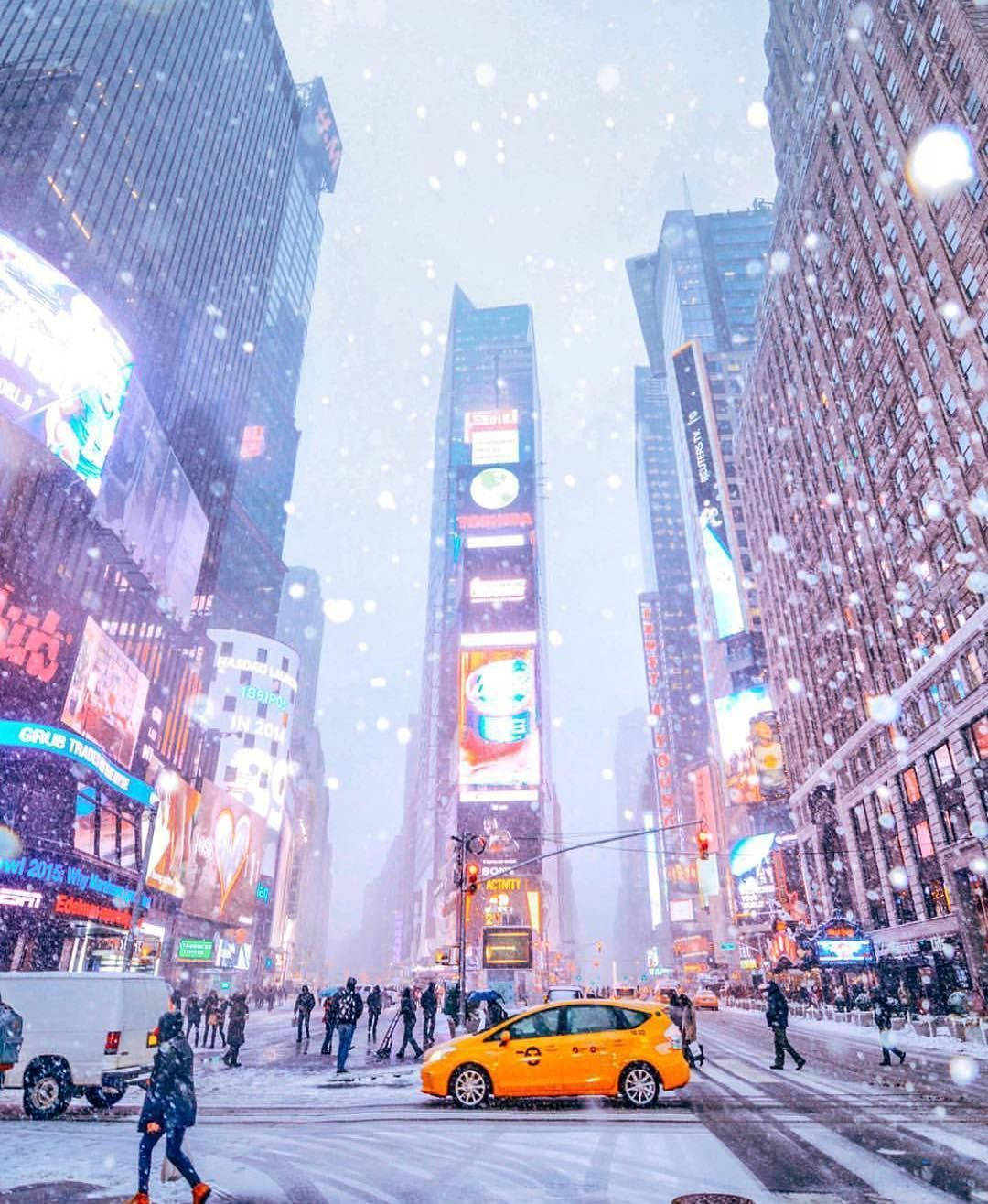 Times Square Aesthetic Snow Background