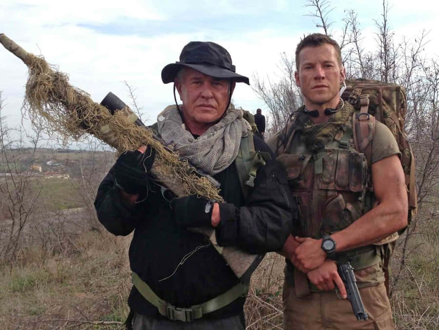 Tom Berenger Gives An Intense Look In Portrait Background