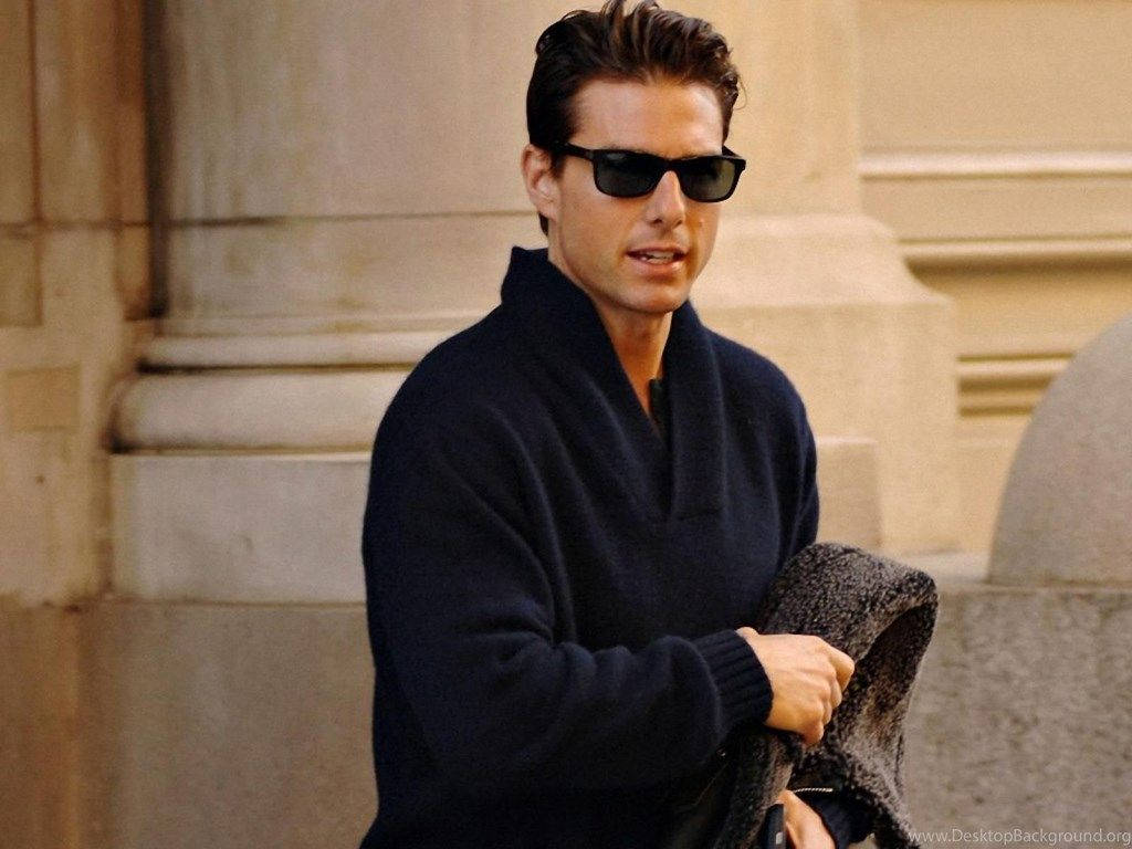 Tom Cruise In Sunglasses Background