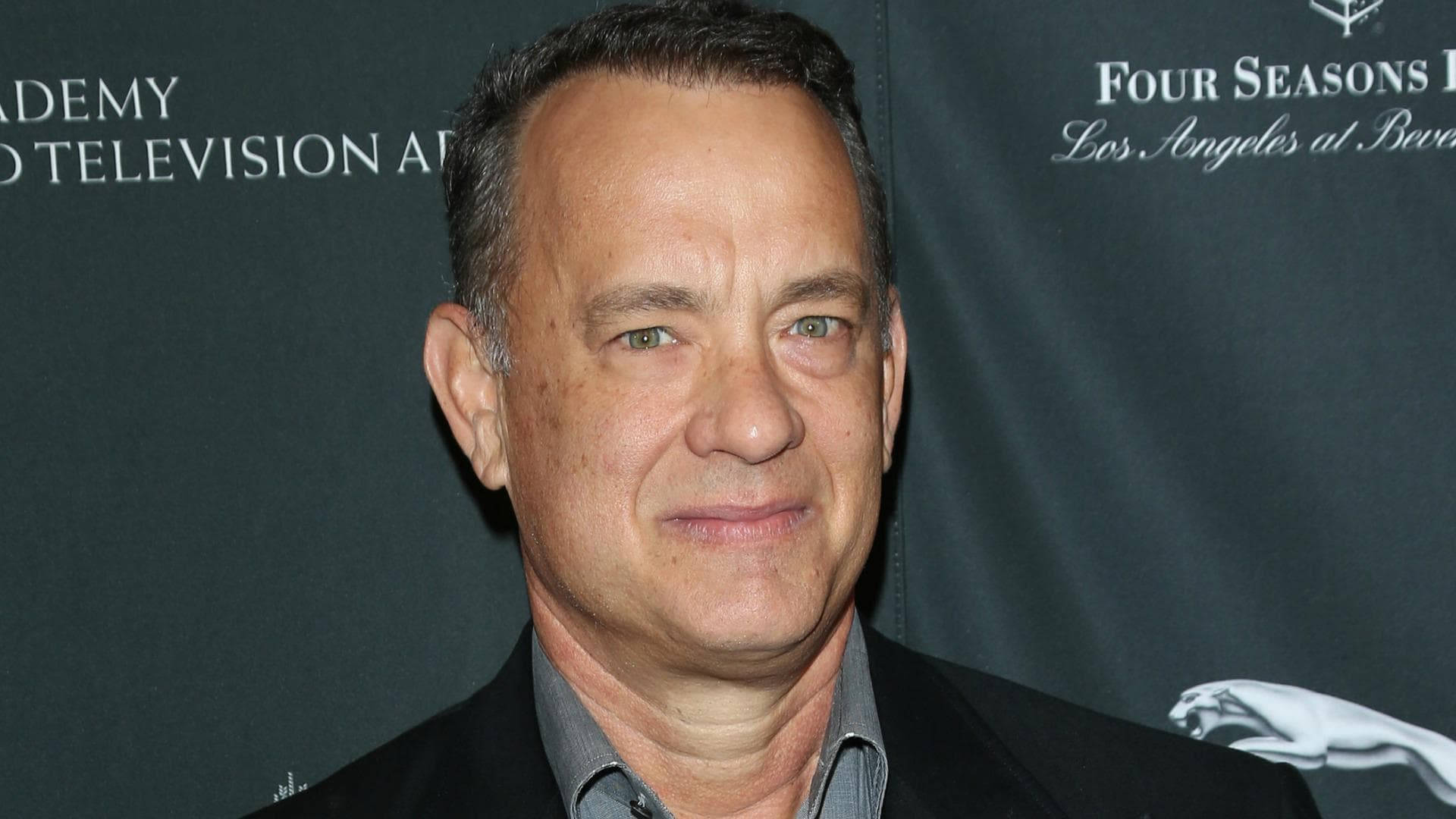 Tom Hanks Veteran Award Winning Actor Background
