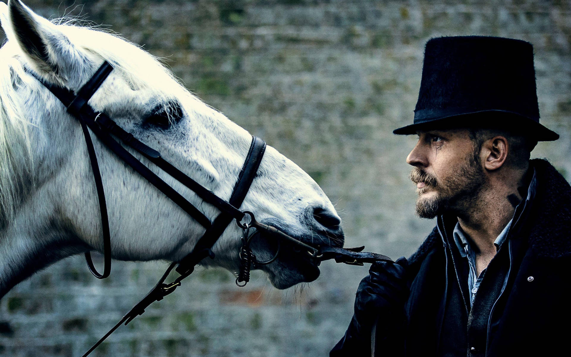 Tom Hardy In The Movie Taboo Background