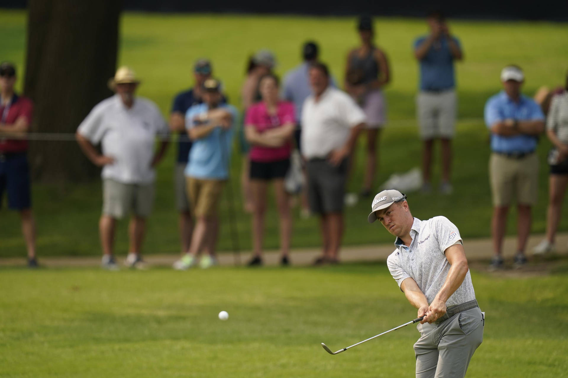 Tom Kite In Golf Course Background