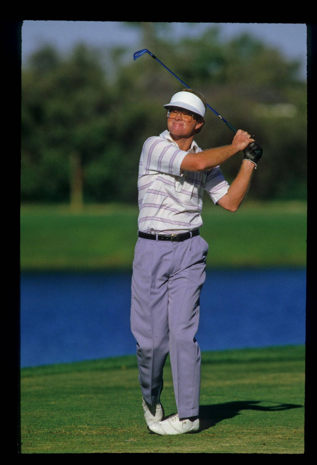 Tom Kite In Lake Golf Course Background