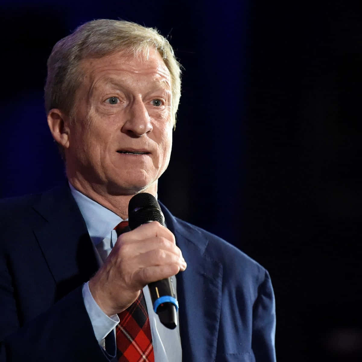 Tom Steyer Dropped Out Race Background