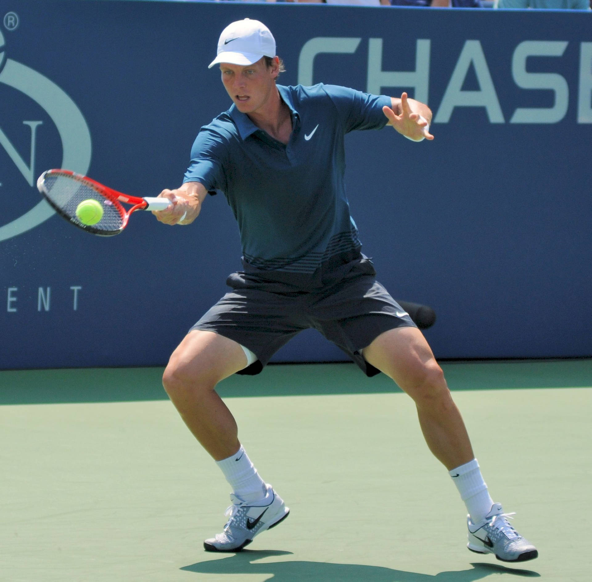 Tomas Berdych On Court Sunny Weather Background