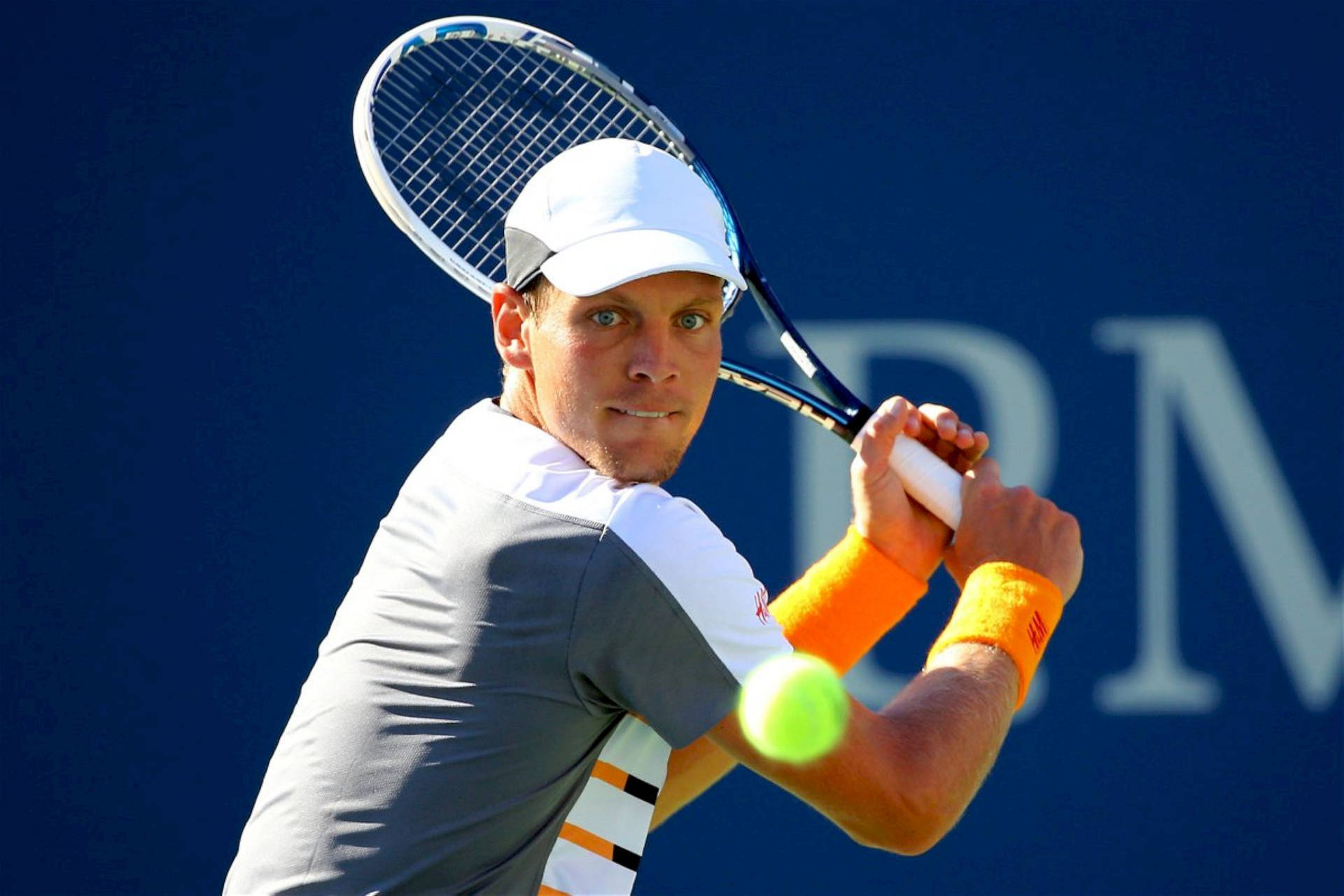 Tomas Berdych Prepared For A Powerful Strike Background