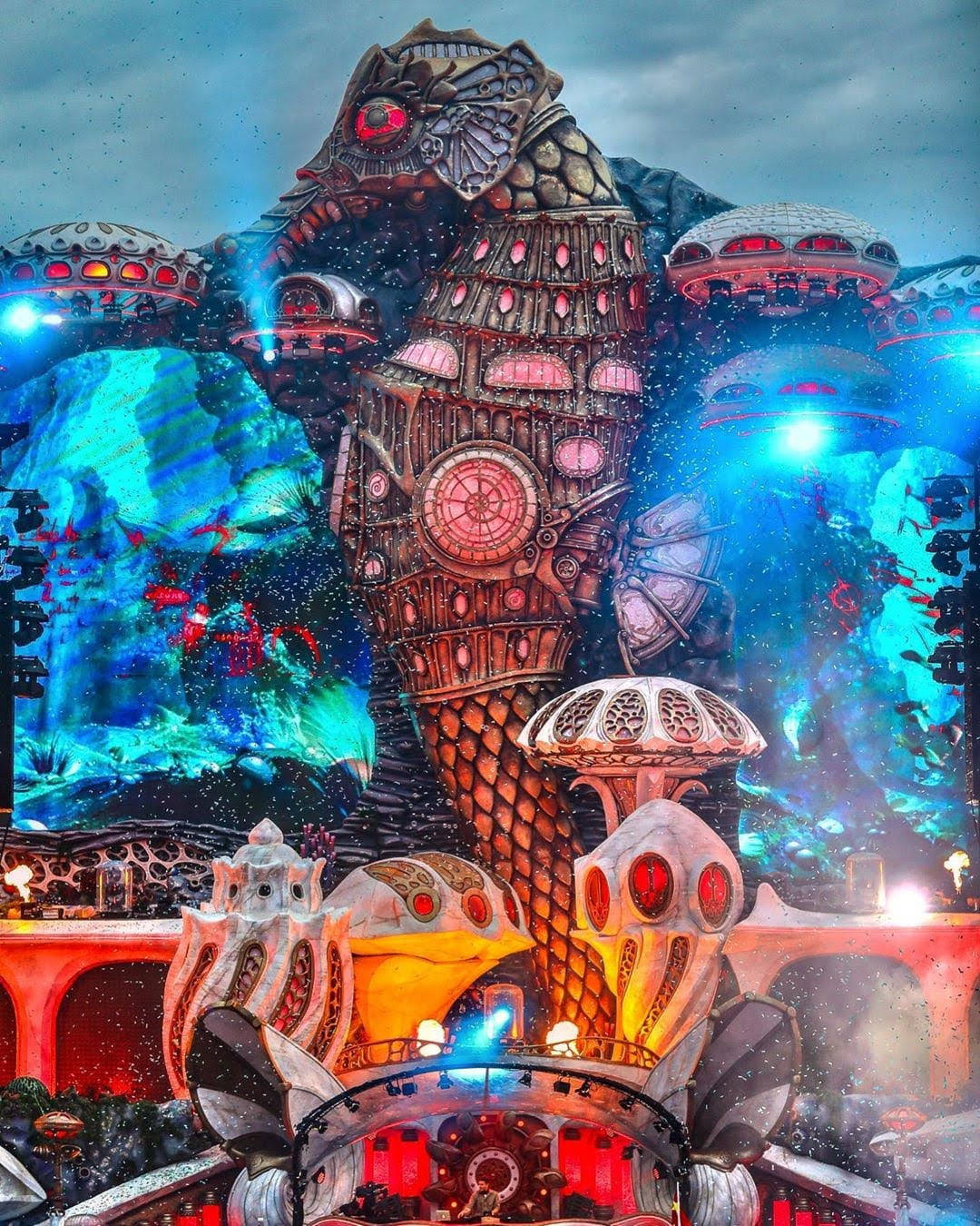 Tomorrowland Giant Seahorse Background