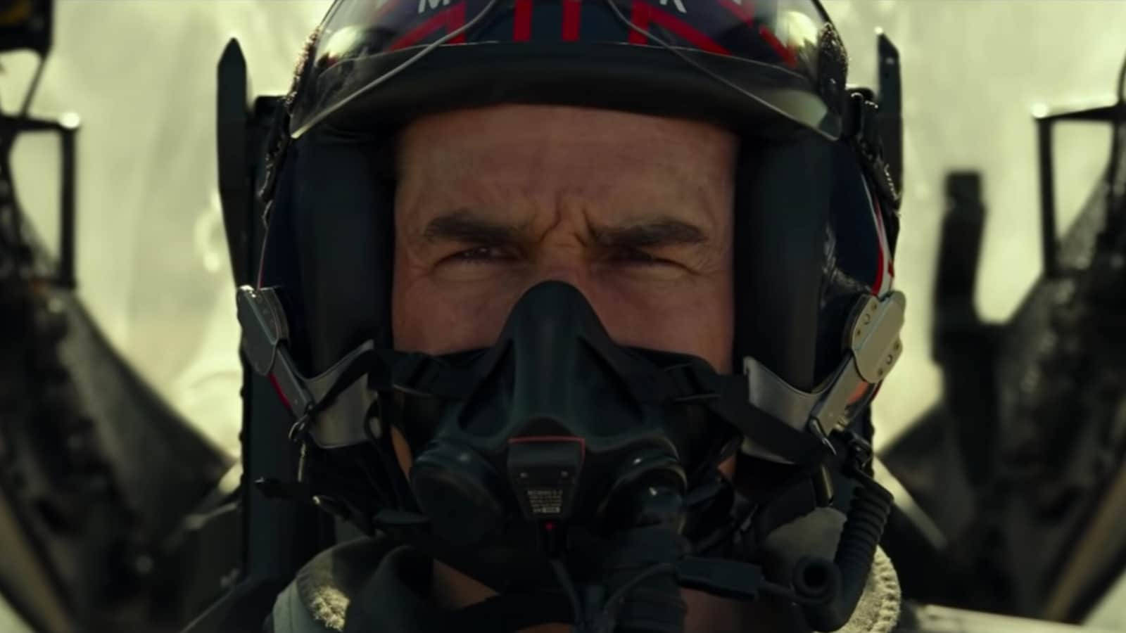 Top Gun: Maverick Pilot Helmet Background