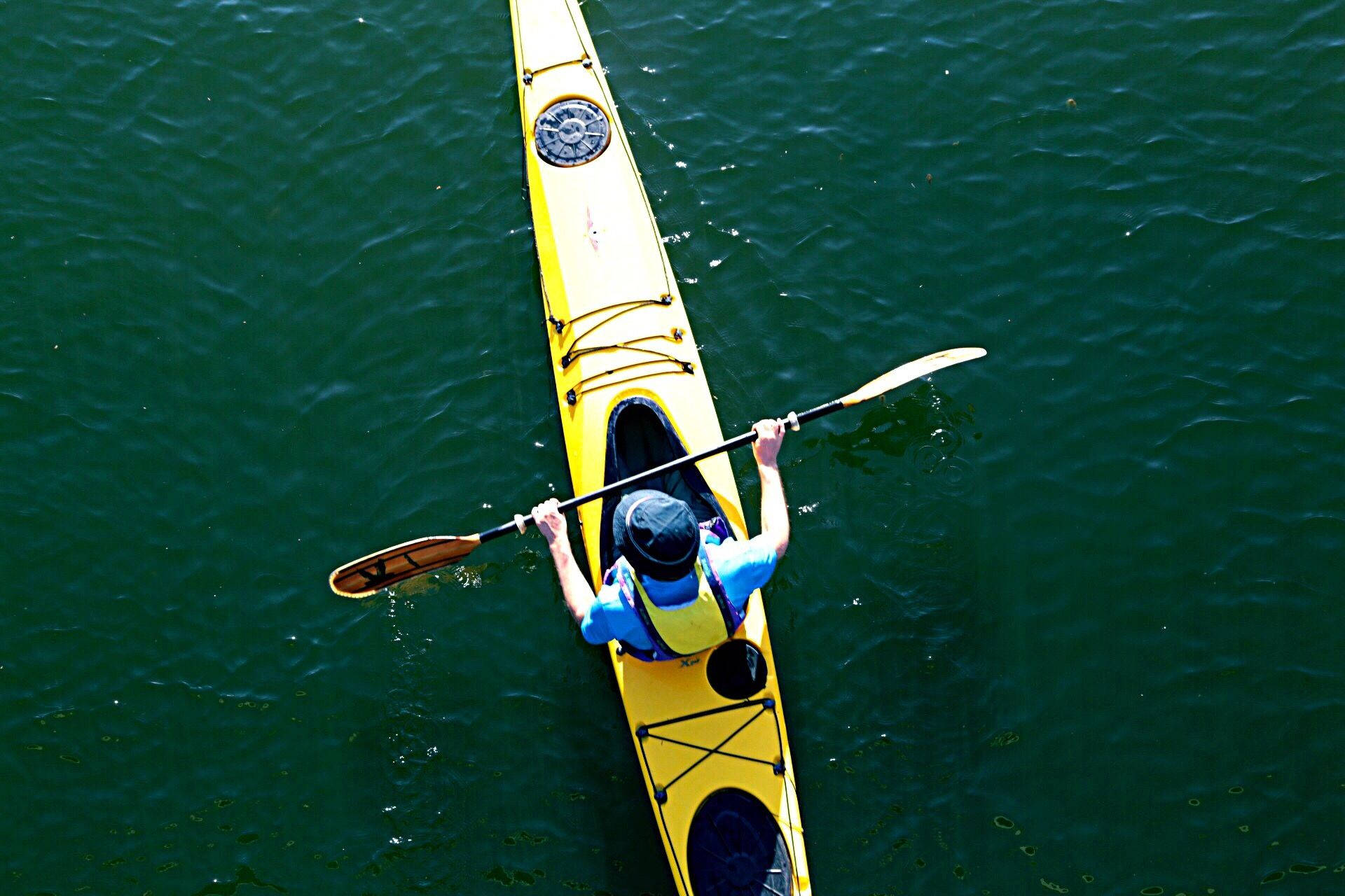 Top Of The Canoeing Boat Background