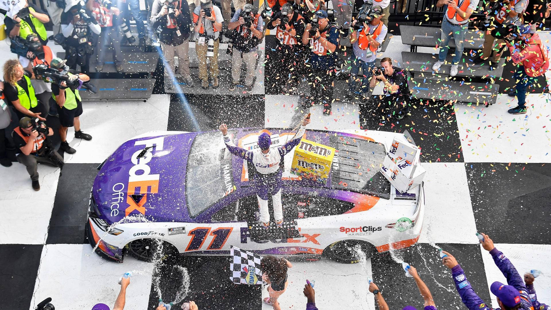 Top View Of Denny Hamlin’s Victory Background