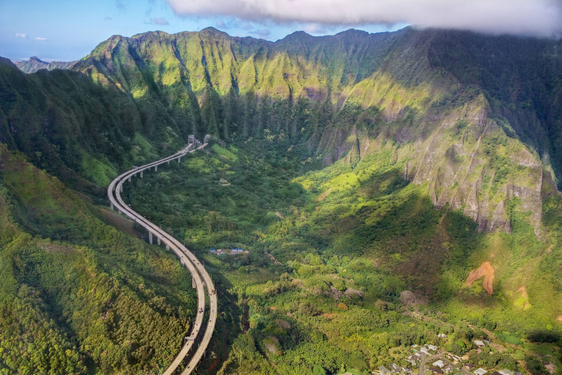 Top View Of Highway In Oahu Background