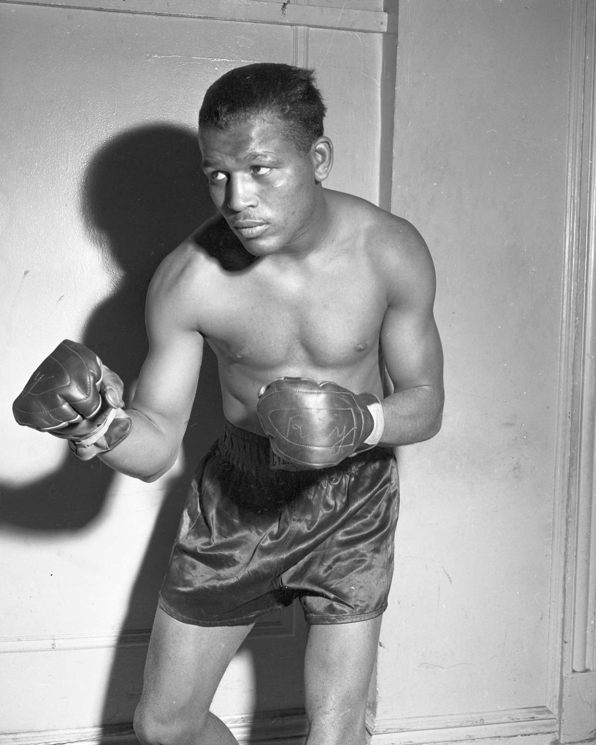 Topless Sugar Ray Robinson Background