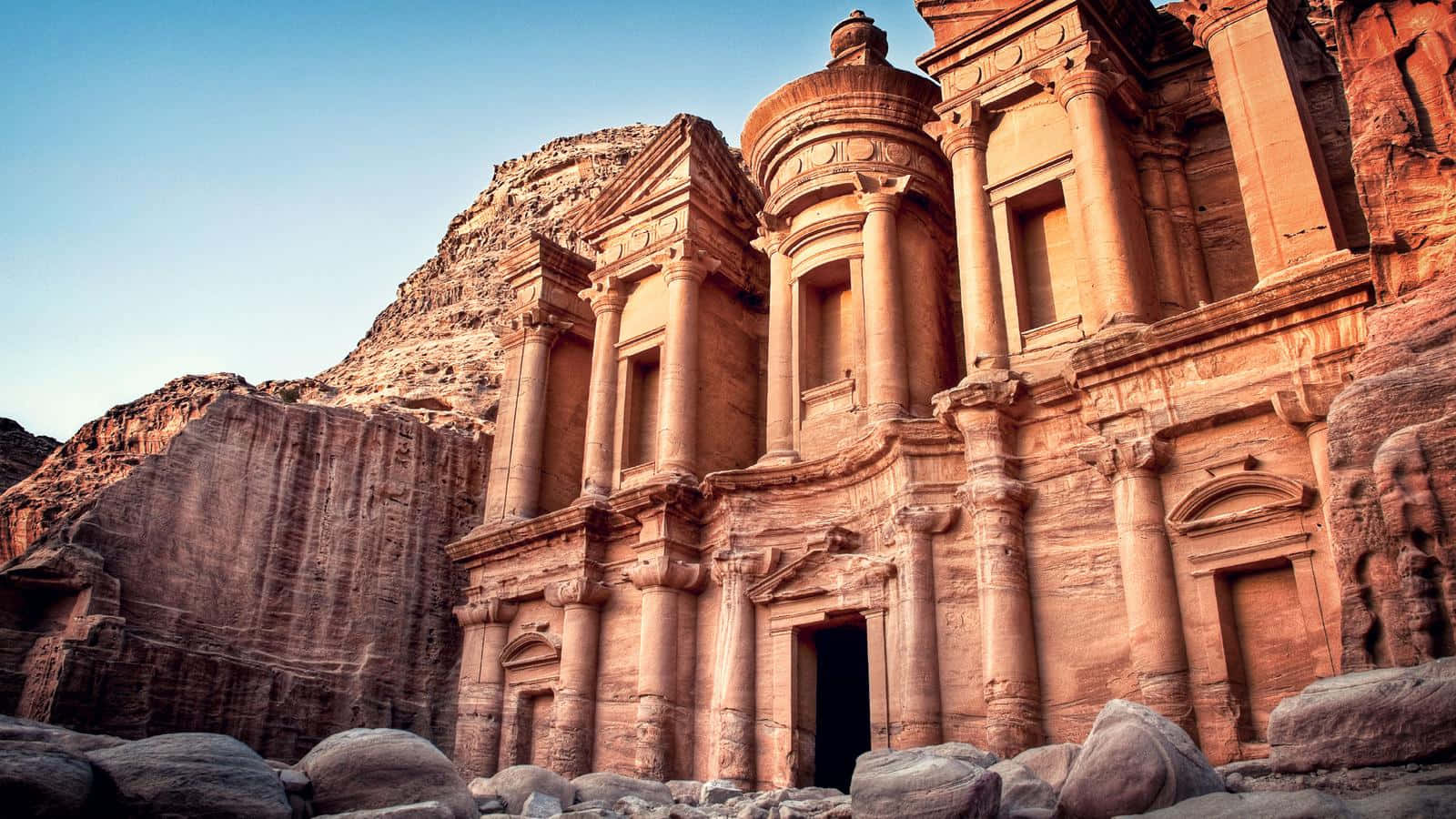 Tourist Attraction Petra In Jordan Background