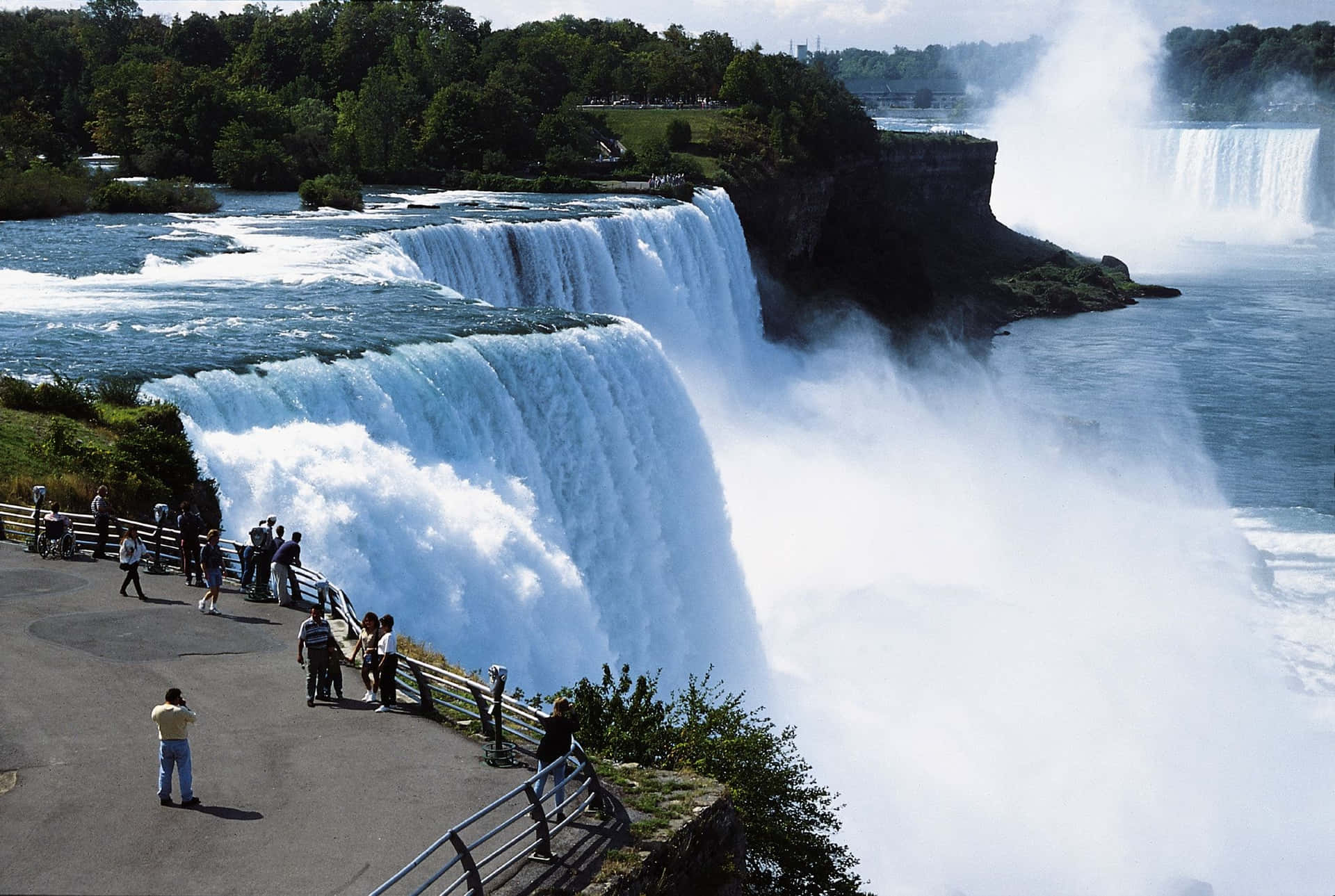 Tourists At Niagara Falls Canada Background