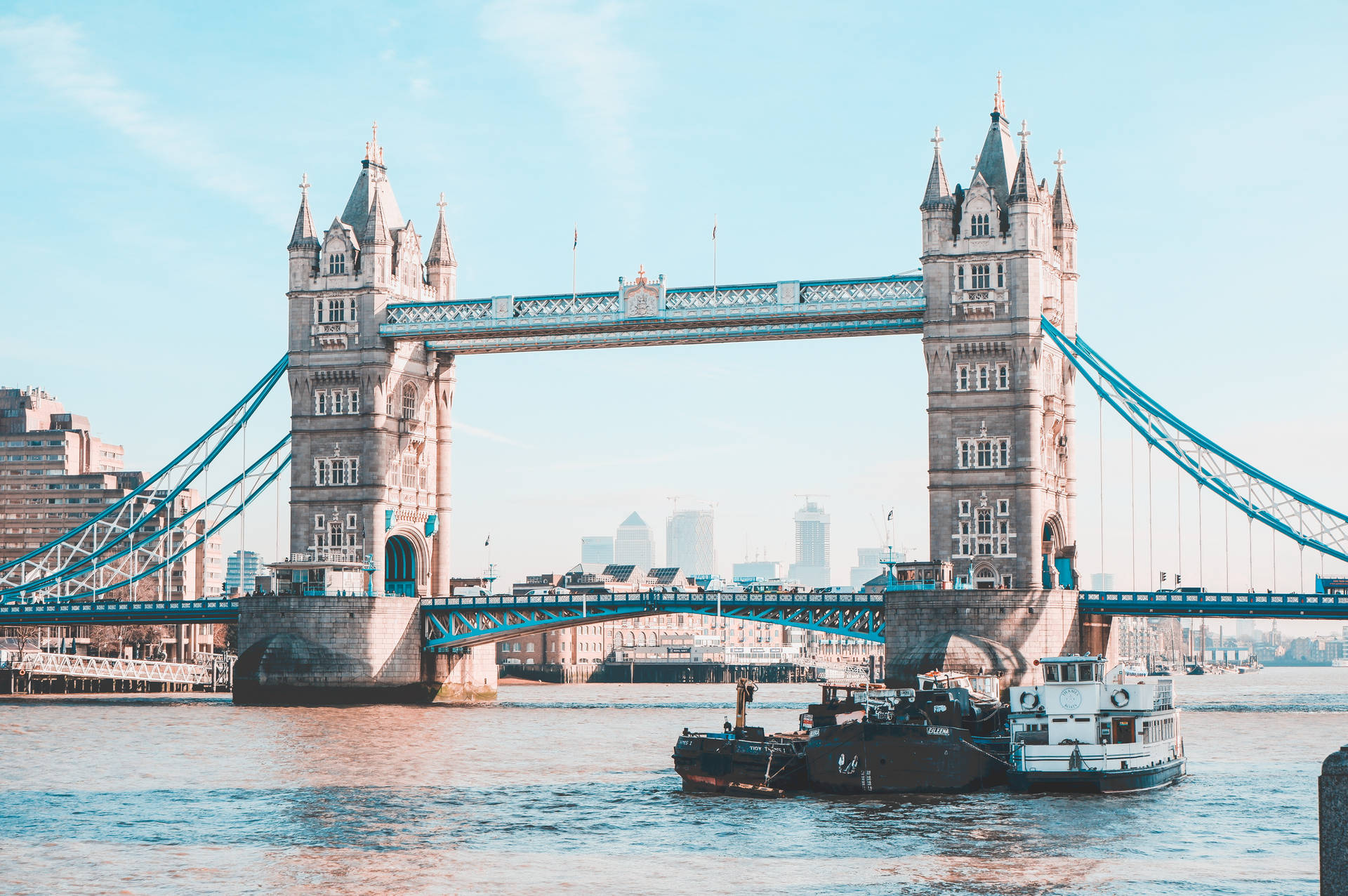 Tower Bridge London Daytime Photography Background