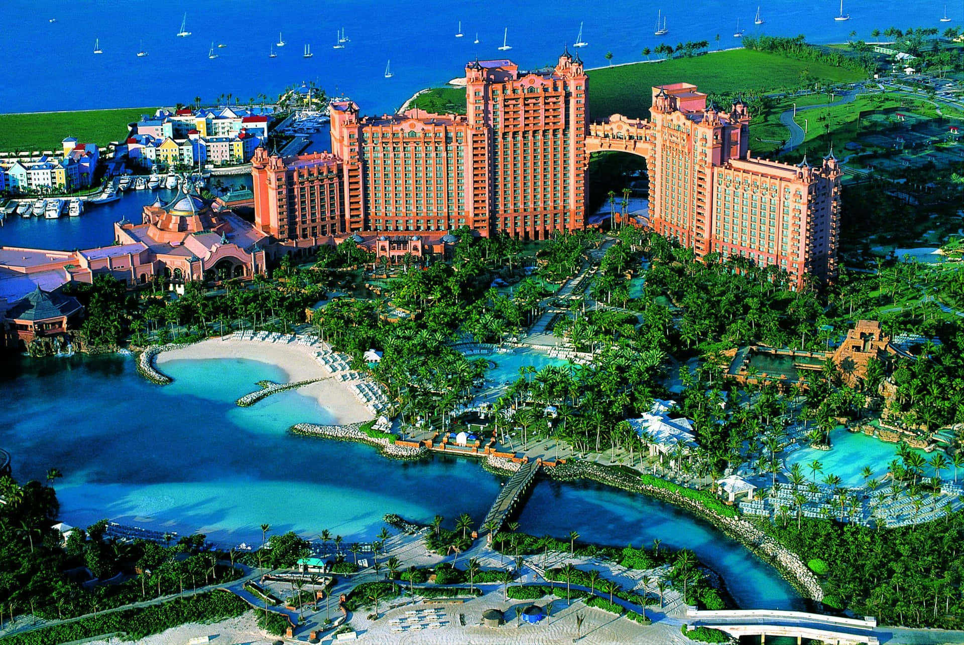 Towering Buildings In Atlantis Resort Background