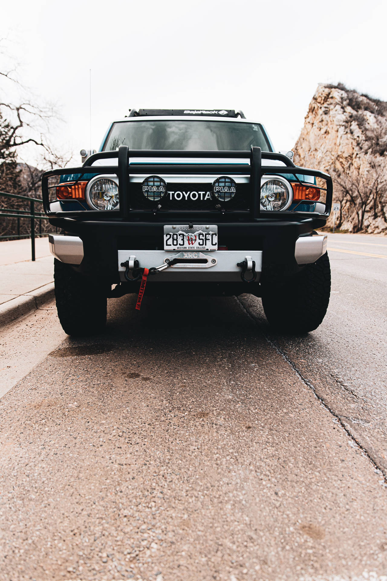Toyota Suv With Bumper Guard Background