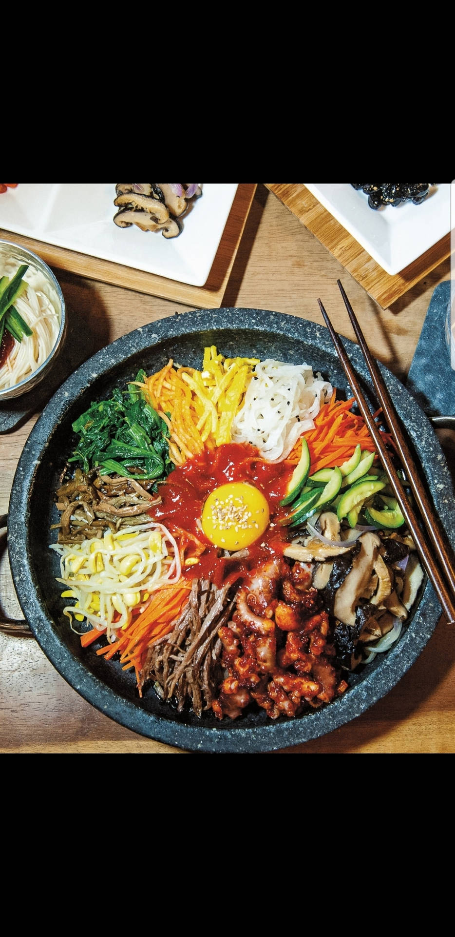 Traditional Bibimbap Arrangement Background