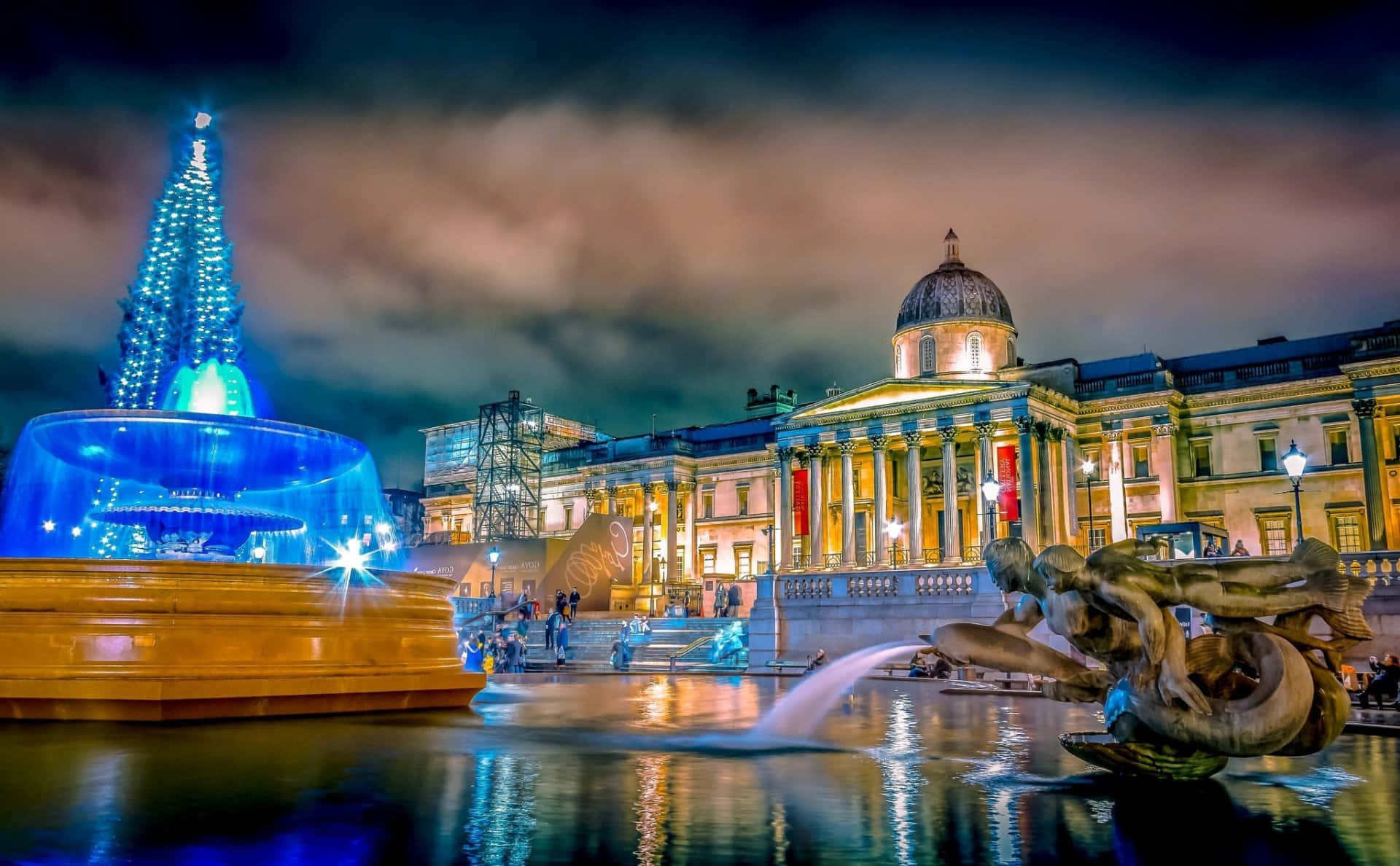 Trafalgar Square Night Lights