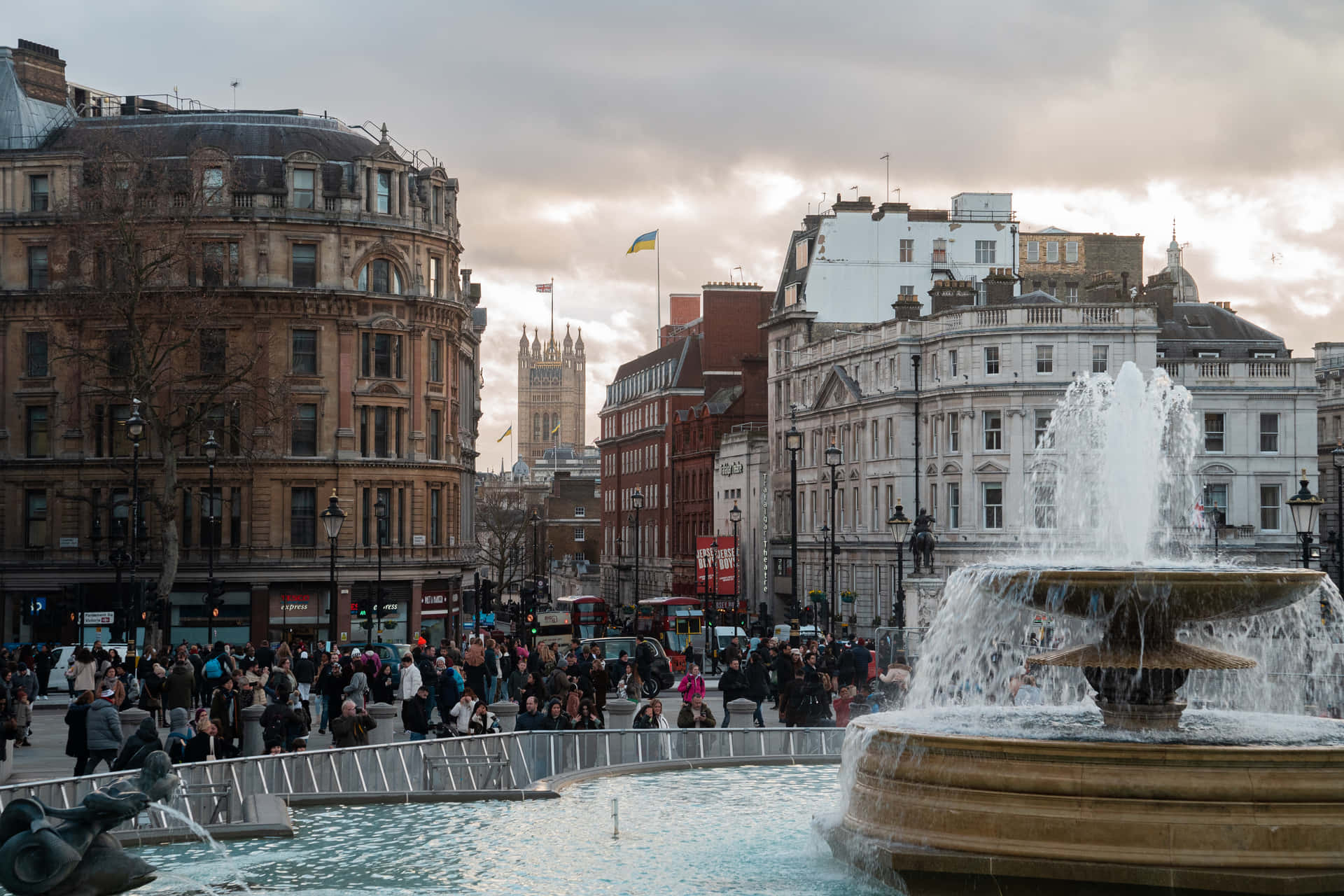 Trafalgar Square Victorian City