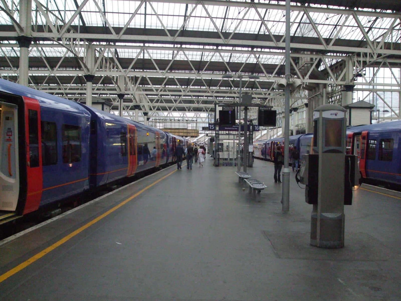 Trains Arriving At Waterloo Station Background