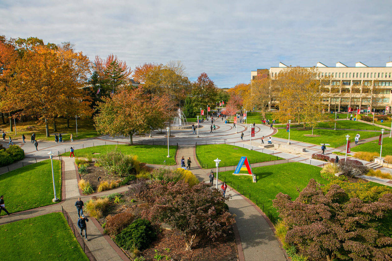 Tranquil Campus View Of Stony Brook University Background