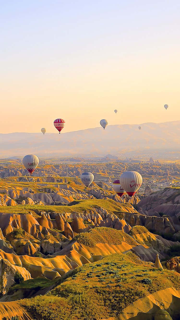 Travel Iphone Hot Air Balloons Mountains Background