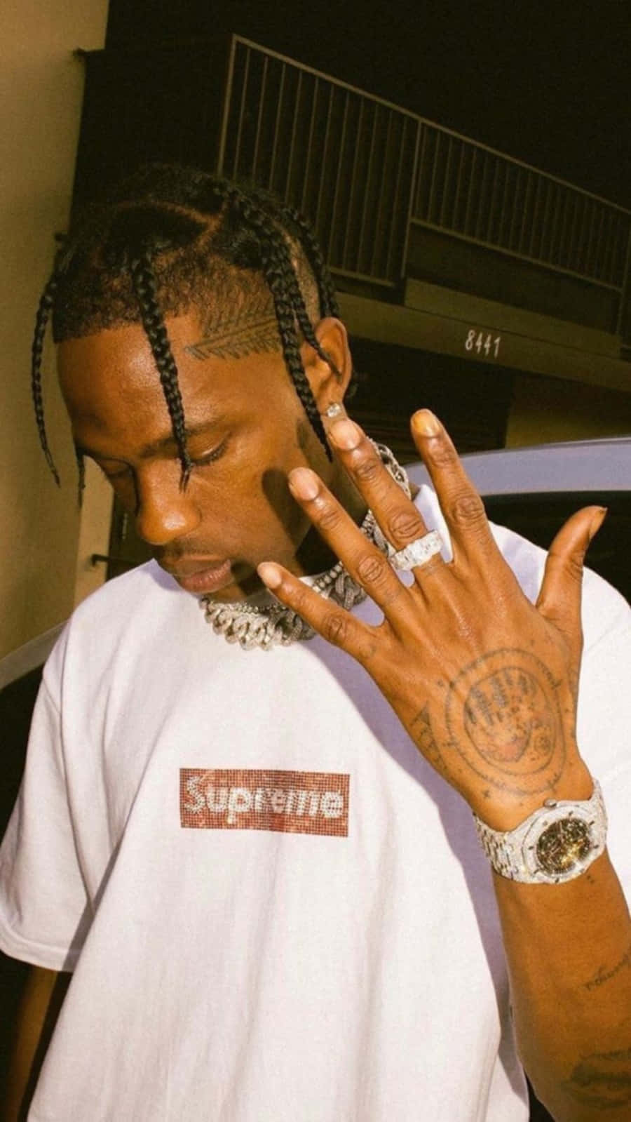 Travis Scott's Music Playing On The New Iphone Background