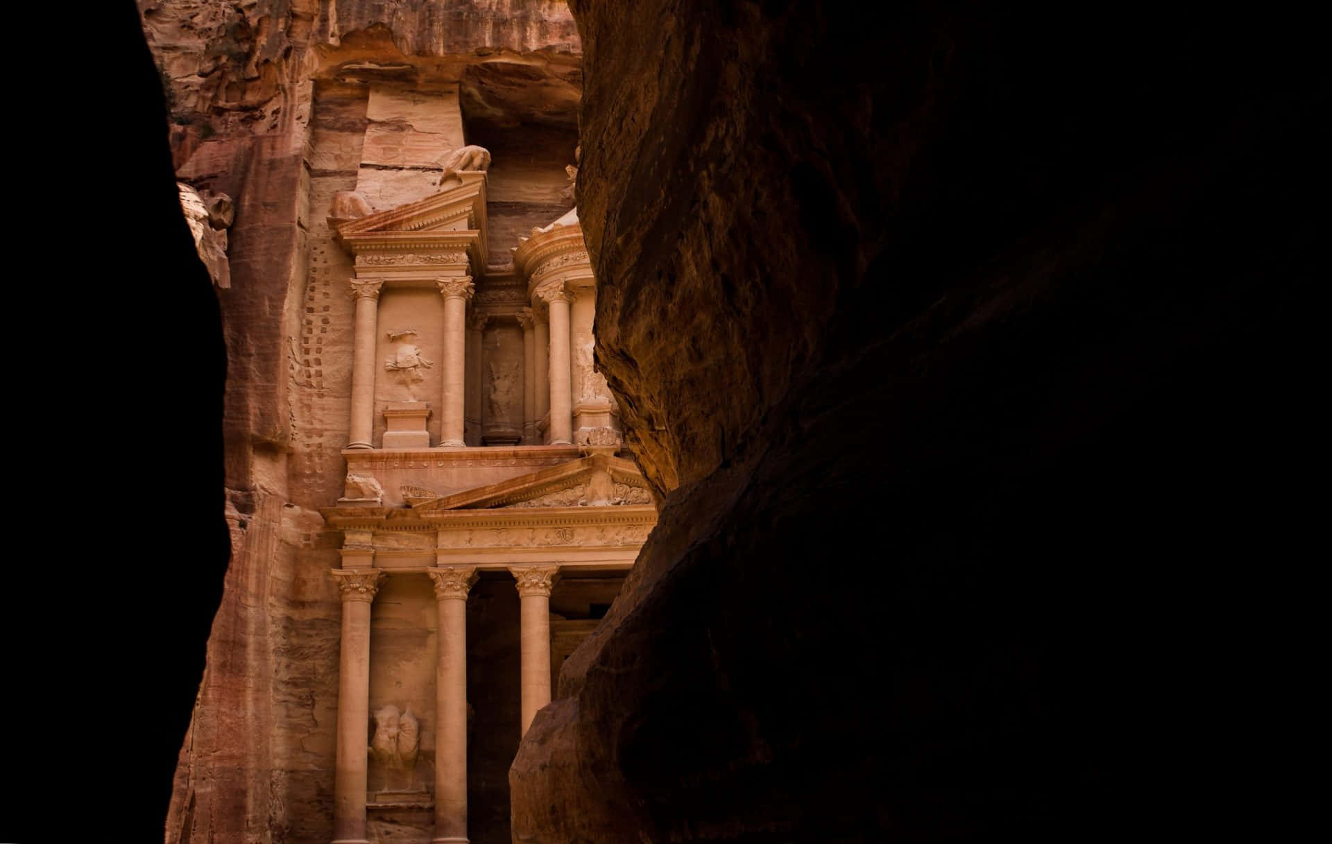 Treasury Petra Dark Cave View Background