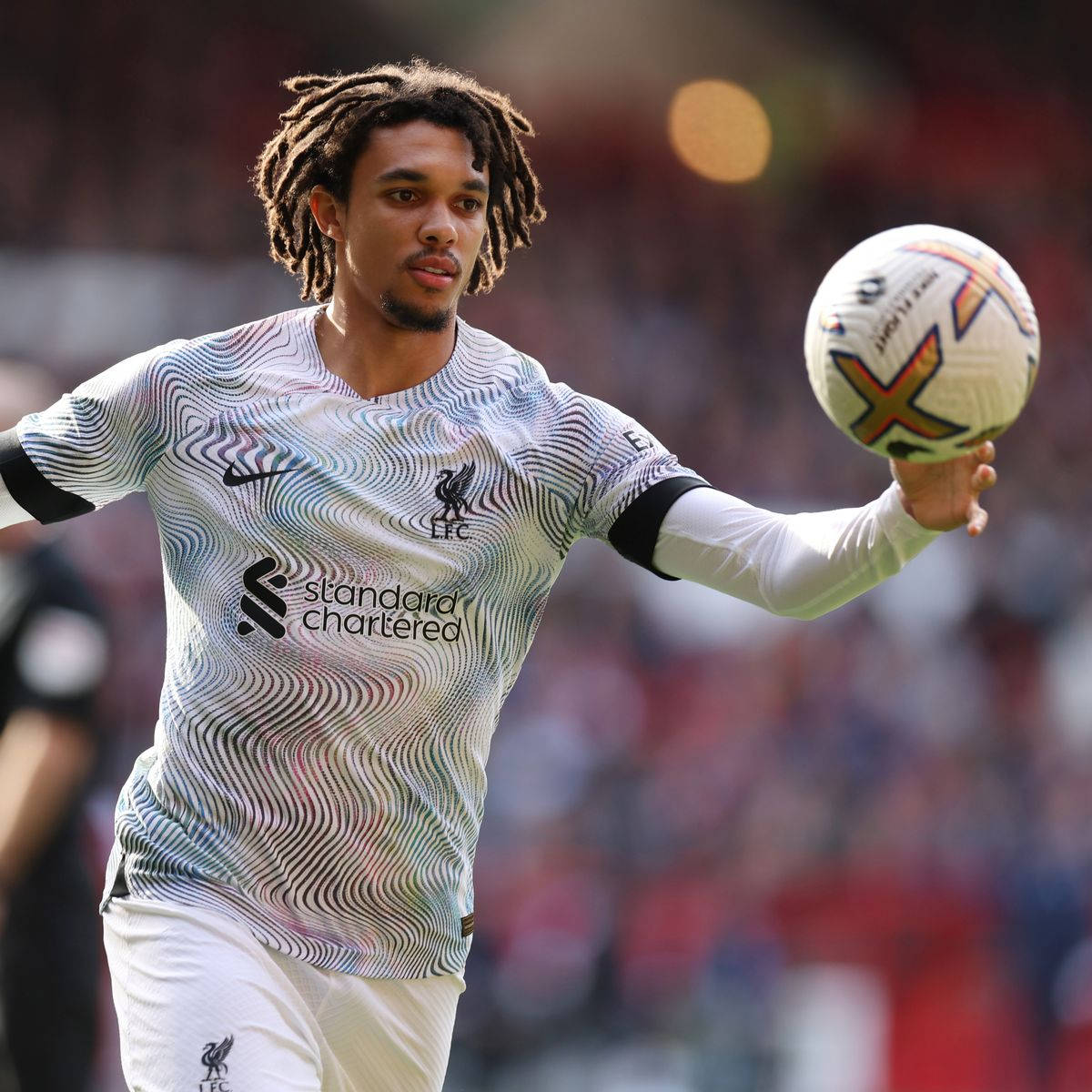 Trent Alexander-arnold Ball Near Hand Background