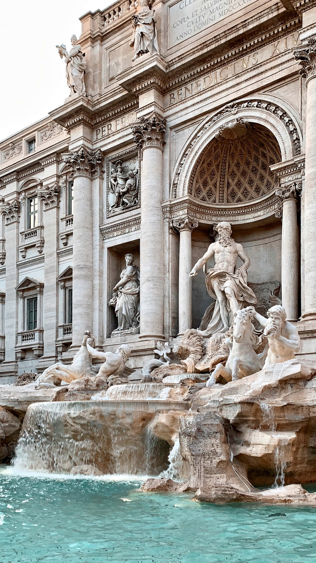 Trevi Fountain's Wonderful Structure Background