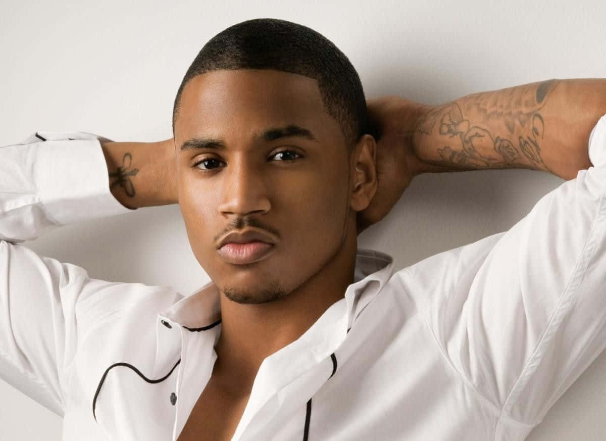 Trey Songz Performs On Stage. Background