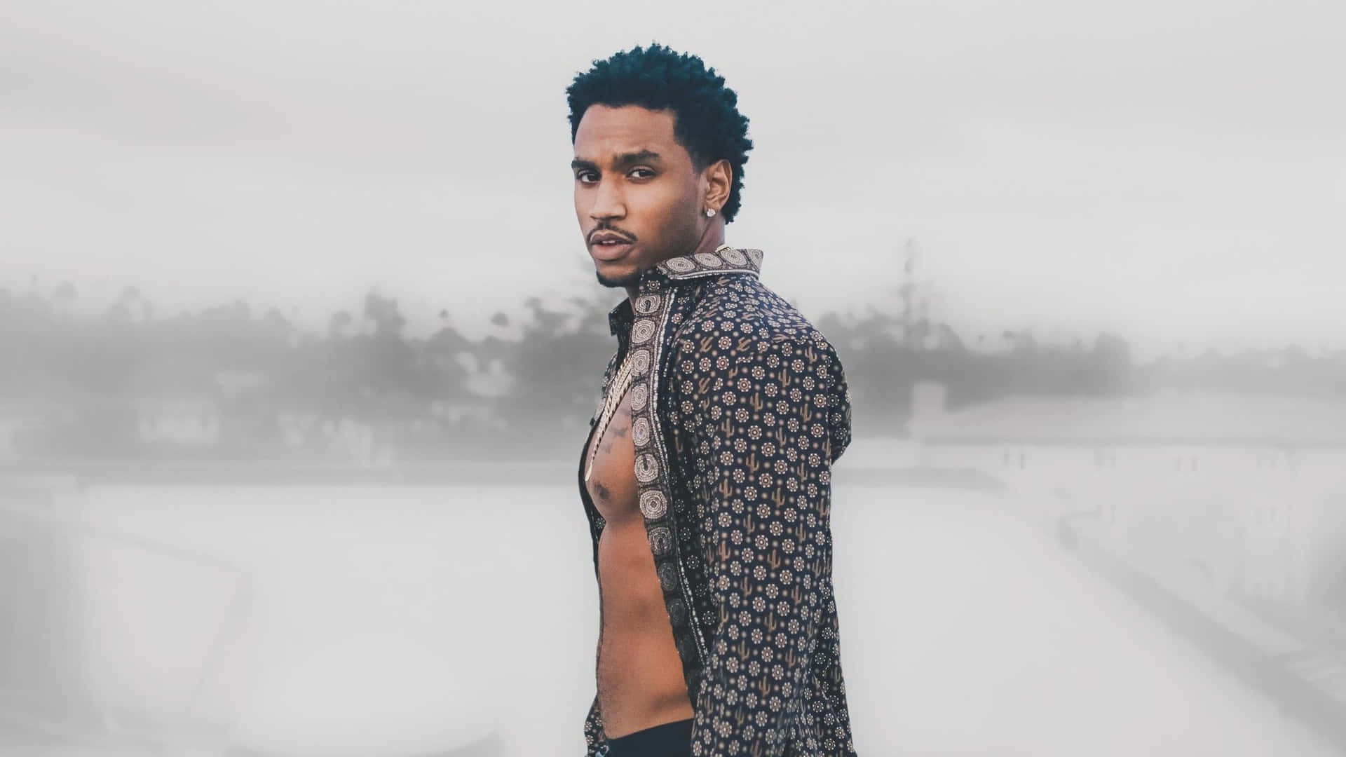 Trey Songz Serving Up His Unique Style Of R&b Background