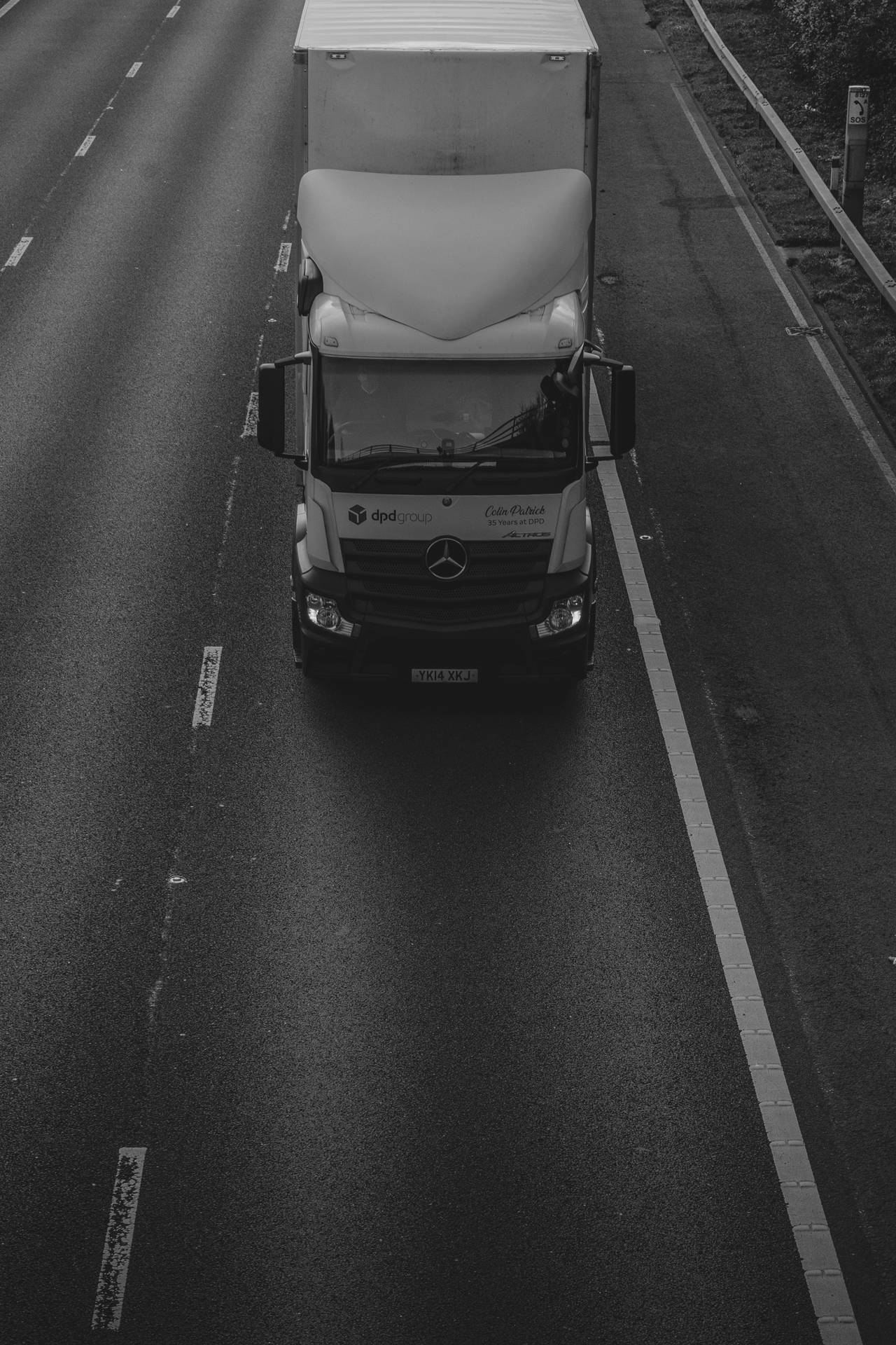 Truck In Leicestershire Highway Background