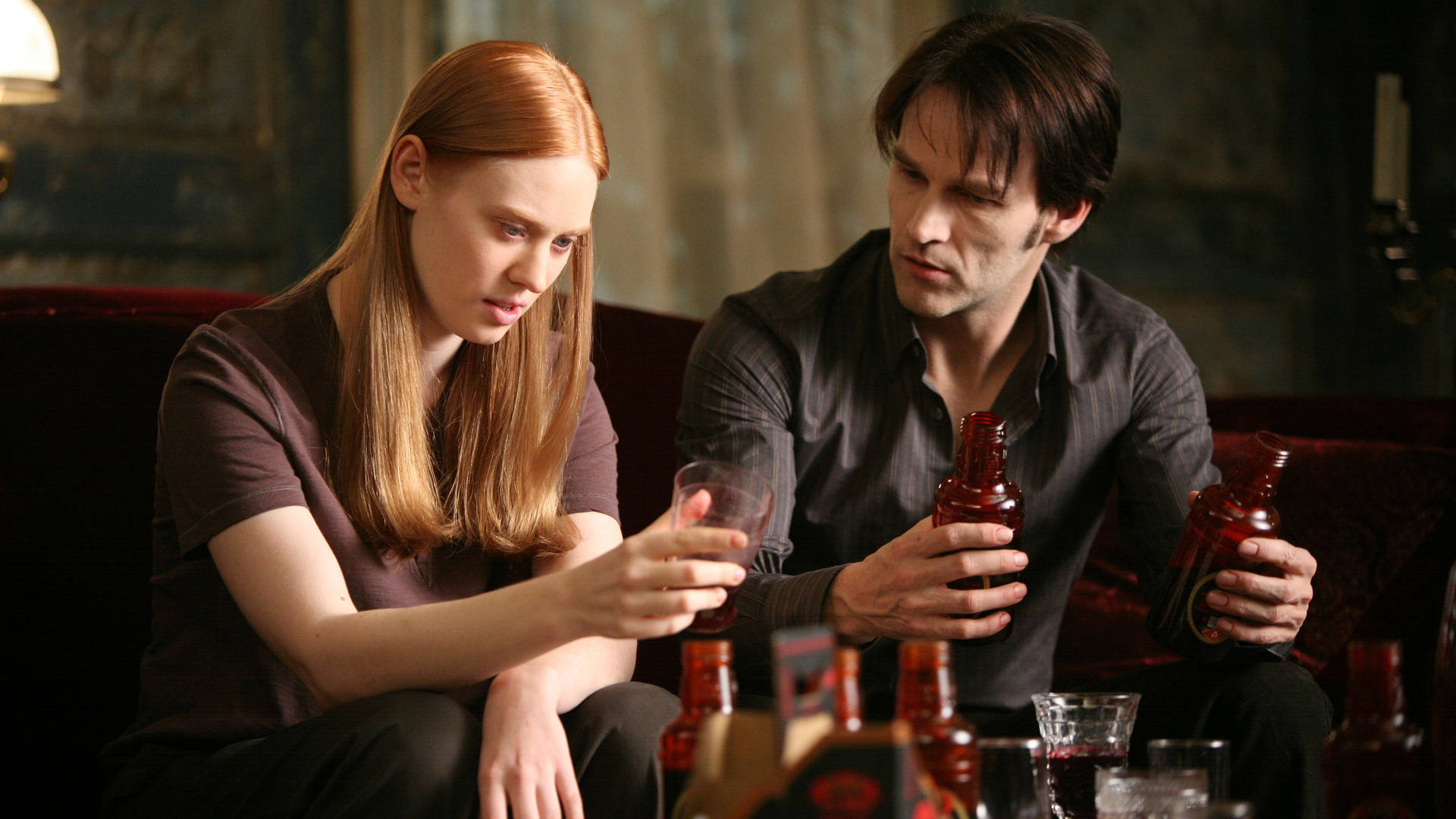 True Blood Drinking Jessica And Bill Background
