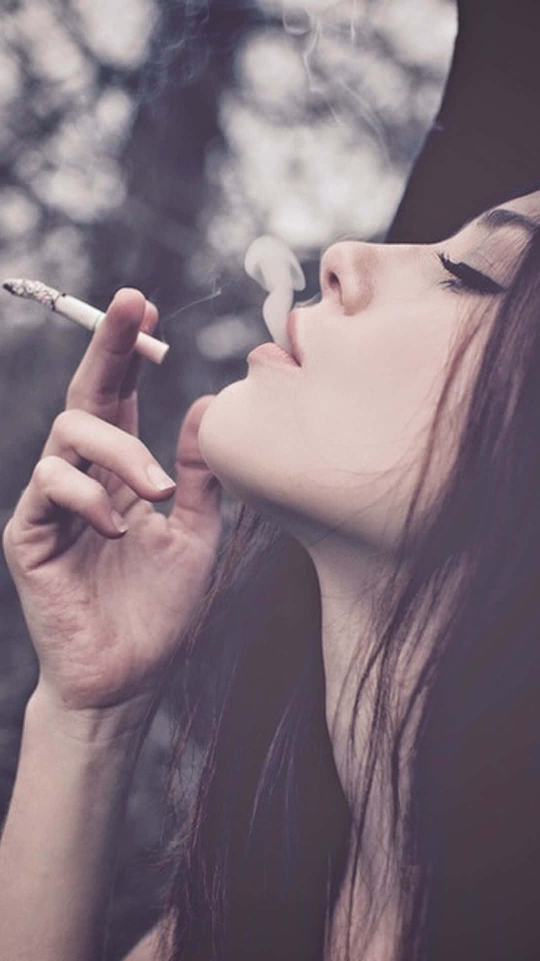 Tumblr Aesthetic Girl Smoking Background
