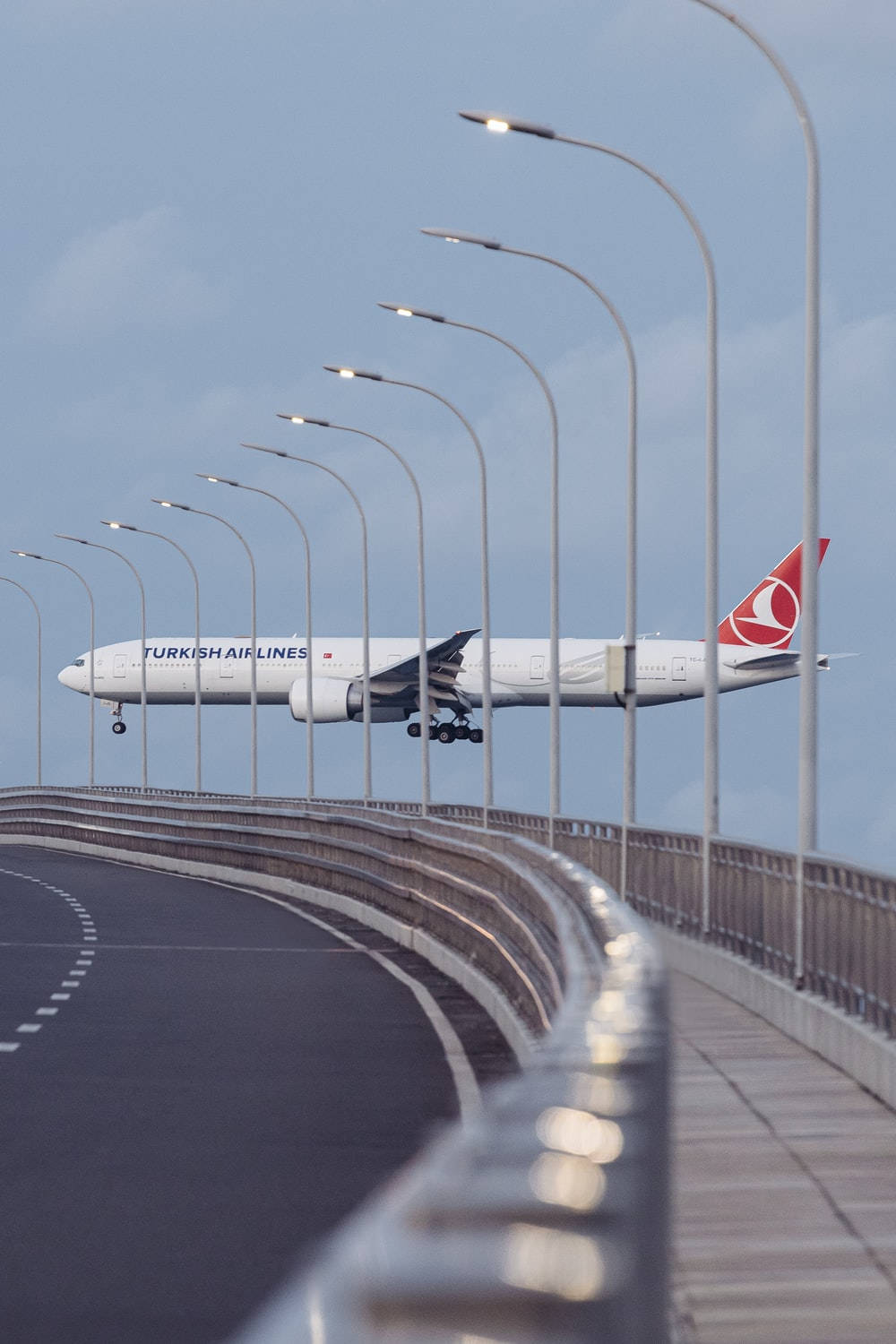 Turkish Airlines Airbus A319-132/100 Background