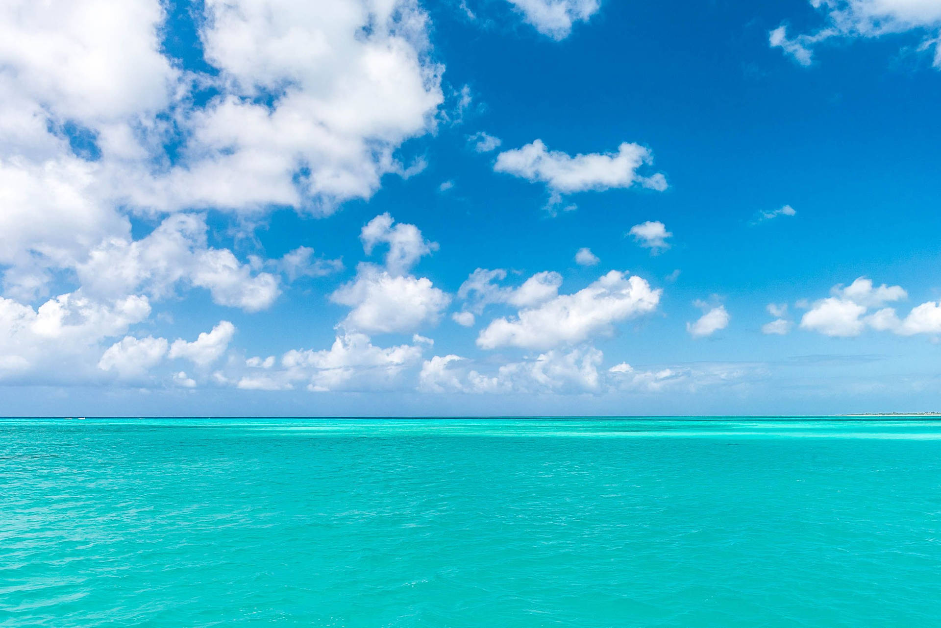 Turks And Caicos Blue-green Ocean Background