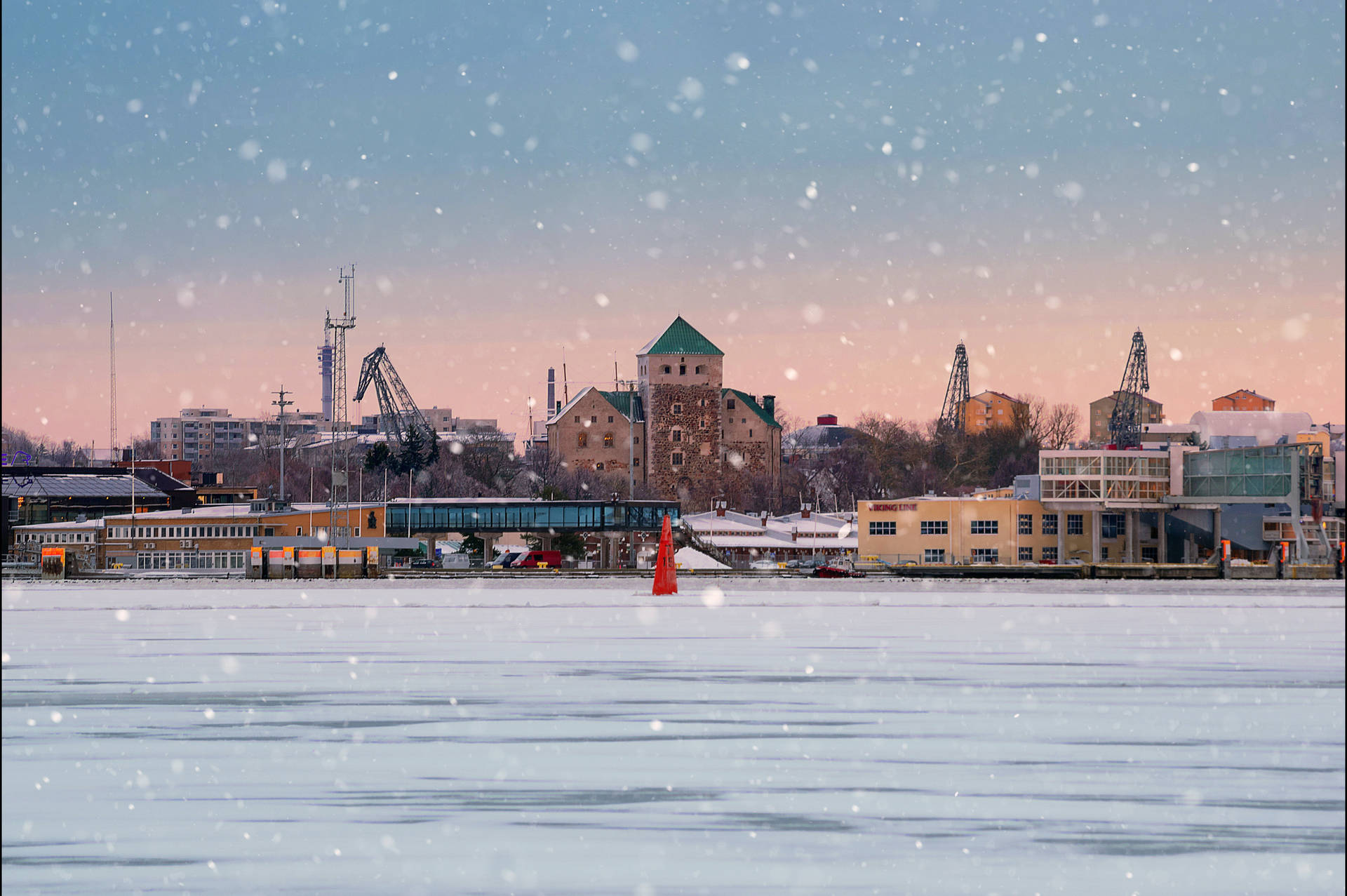 Turku Frozen Castle Background